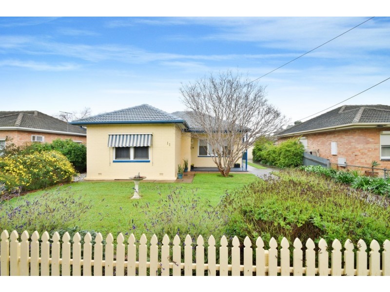 11 Beaumont Street, Clovelly Park SA 5042