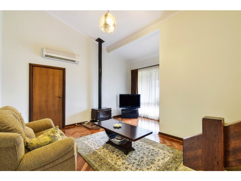 34 Kurrambi Crescent, Hallett Cove SA 5158