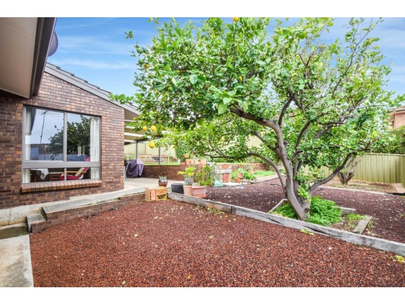 34 Kurrambi Crescent, Hallett Cove SA 5158
