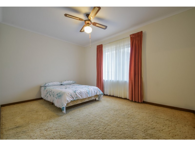 34 Kurrambi Crescent, Hallett Cove SA 5158