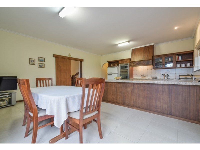 34 Kurrambi Crescent, Hallett Cove SA 5158