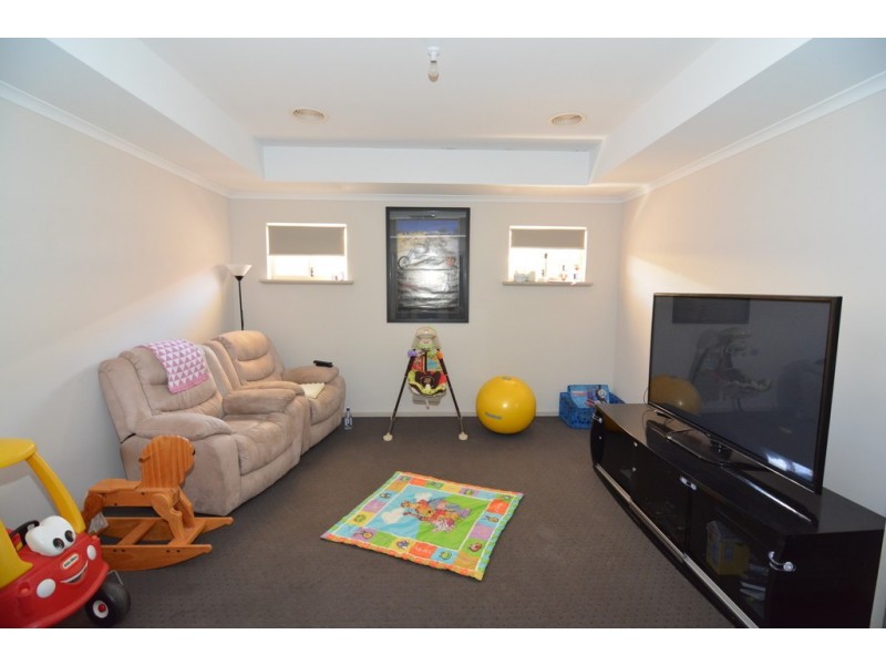 19 Mast Avenue, Seaford Meadows SA 5169