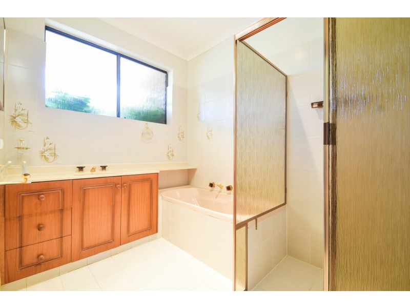 11 Ridgway Drive, Flagstaff Hill SA 5159