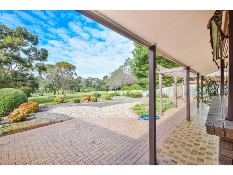 11 Ridgway Drive, Flagstaff Hill SA 5159