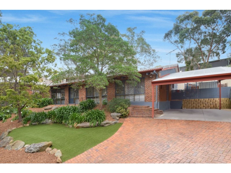 16 Woodland Grove, Aberfoyle Park SA 5159