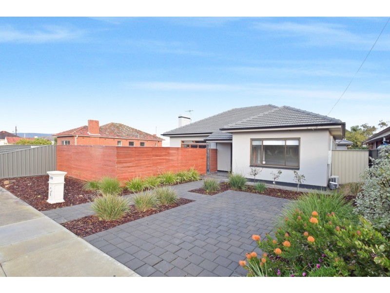 5 Condada Avenue, Park Holme SA 5043