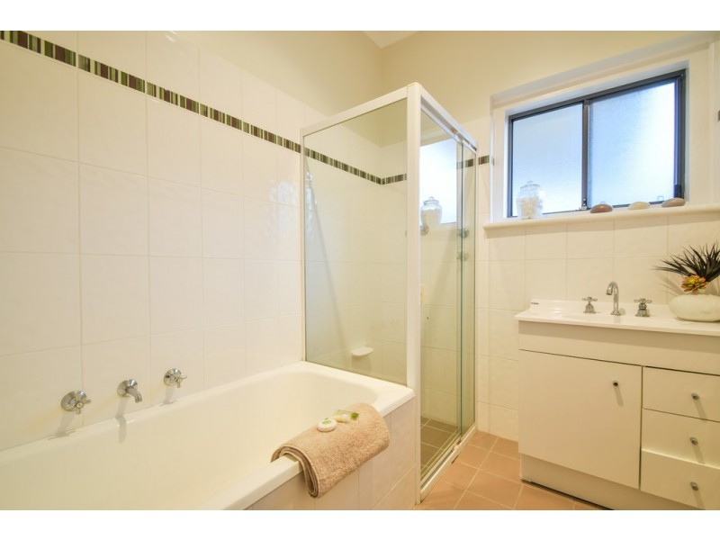 5 Condada Avenue, Park Holme SA 5043