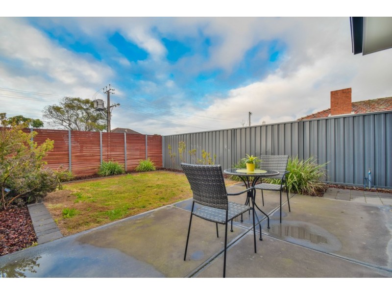 5 Condada Avenue, Park Holme SA 5043