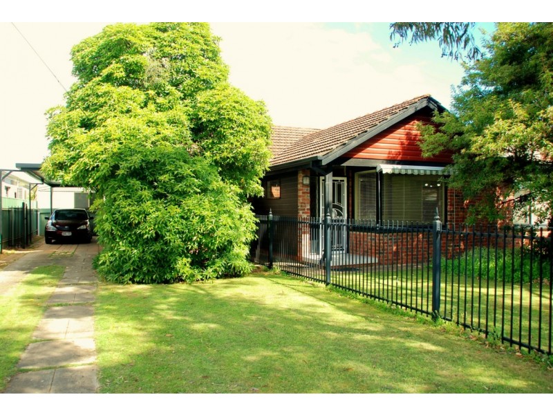 8 Elm Grove, Oaklands Park SA 5046