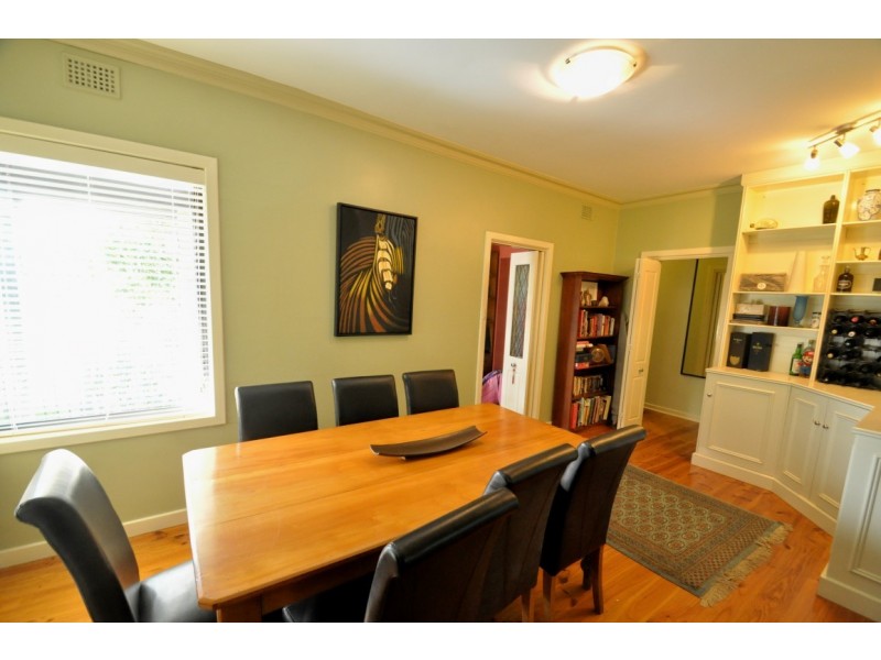 8 Elm Grove, Oaklands Park SA 5046