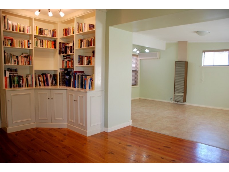 8 Elm Grove, Oaklands Park SA 5046