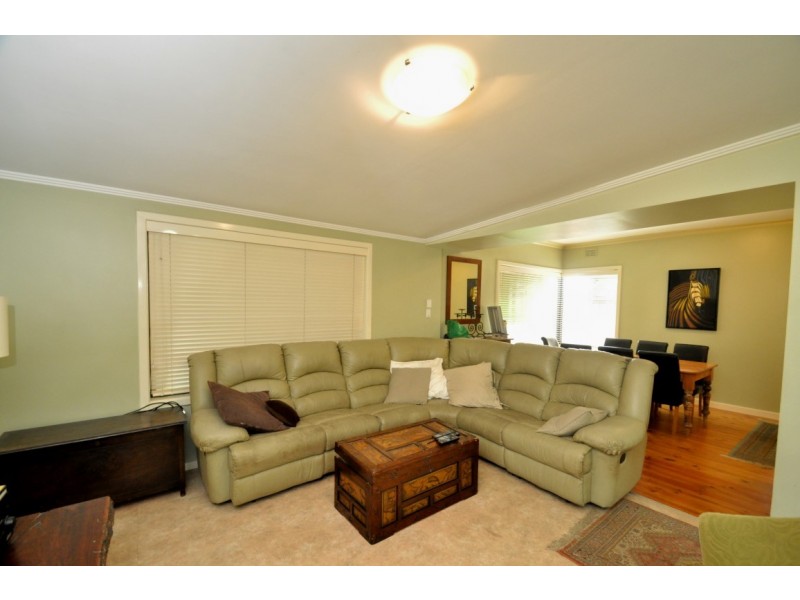 8 Elm Grove, Oaklands Park SA 5046