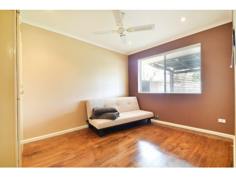 18 Cunningham Street, Morphett Vale SA 5162