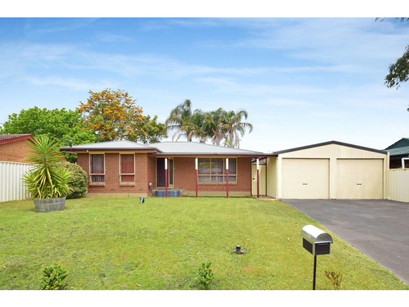 18 Cunningham Street, Morphett Vale SA 5162