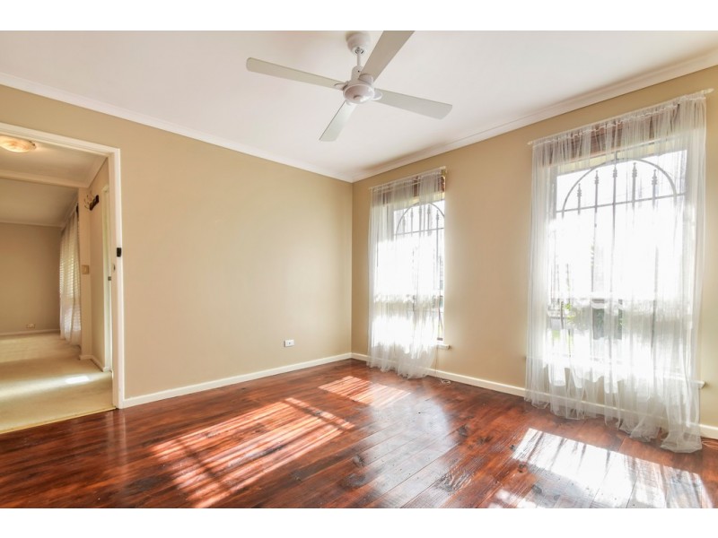 18 Cunningham Street, Morphett Vale SA 5162