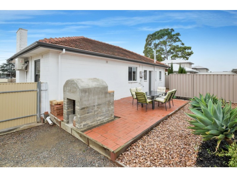 111 Sturt Road, Dover Gardens SA 5048