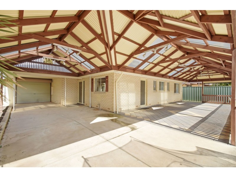 10 Trim Crescent, Old Noarlunga SA 5168