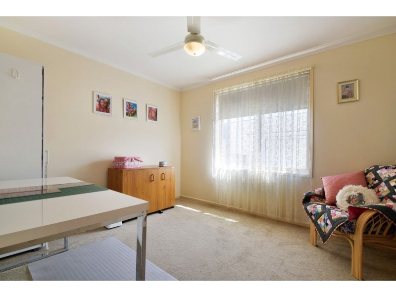 2 Jagger Crescent, Woodcroft SA 5162