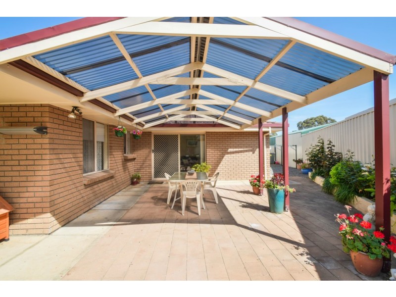 2 Jagger Crescent, Woodcroft SA 5162