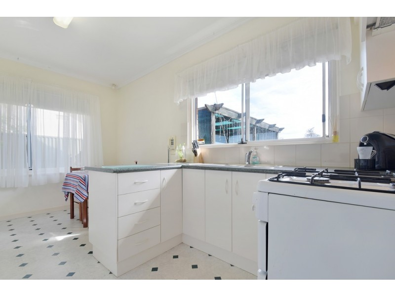 79 Sunshine Avenue, Hove SA 5048