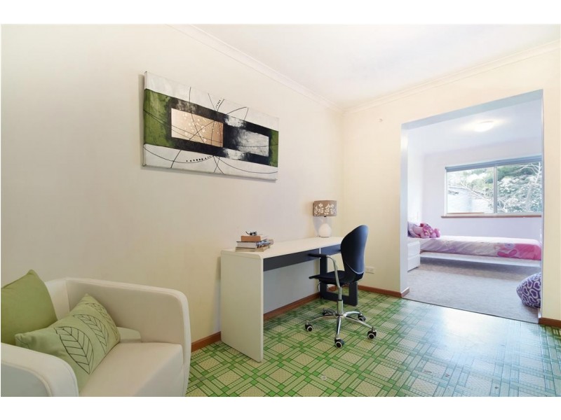 8 Mallett Avenue, Morphett Vale SA 5162