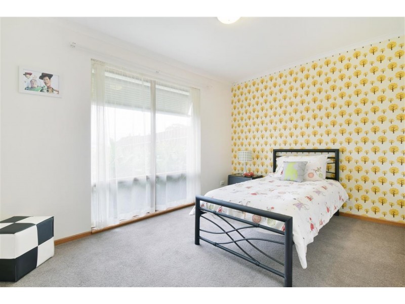 8 Mallett Avenue, Morphett Vale SA 5162