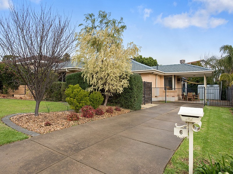 6 Kimberly Way, Happy Valley SA 5159