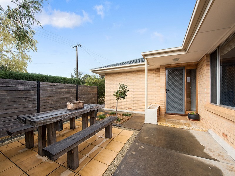 6 Kimberly Way, Happy Valley SA 5159