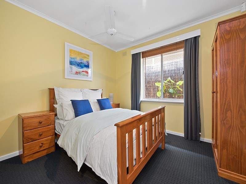 6 Kimberly Way, Happy Valley SA 5159