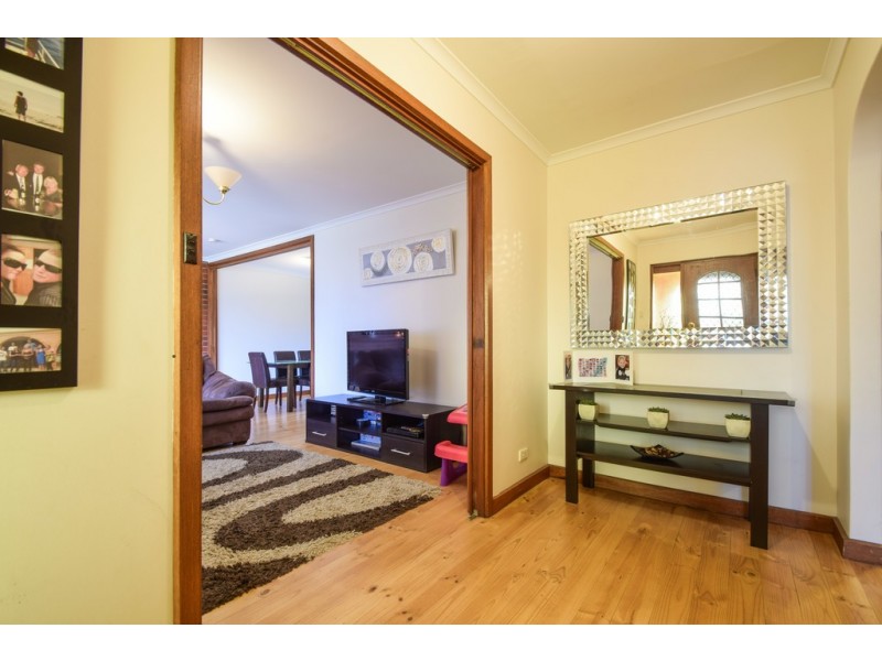 19 Nari Drive, Sheidow Park SA 5158