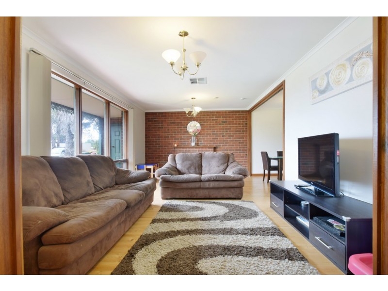 19 Nari Drive, Sheidow Park SA 5158