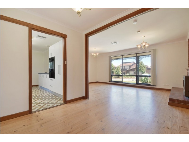 19 Nari Drive, Sheidow Park SA 5158