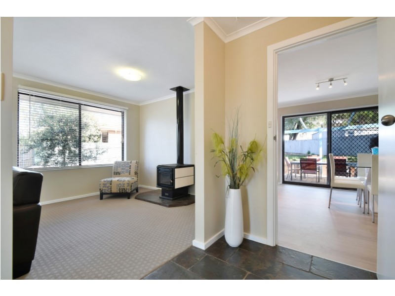 26 Spruce Avenue, Aberfoyle Park SA 5159