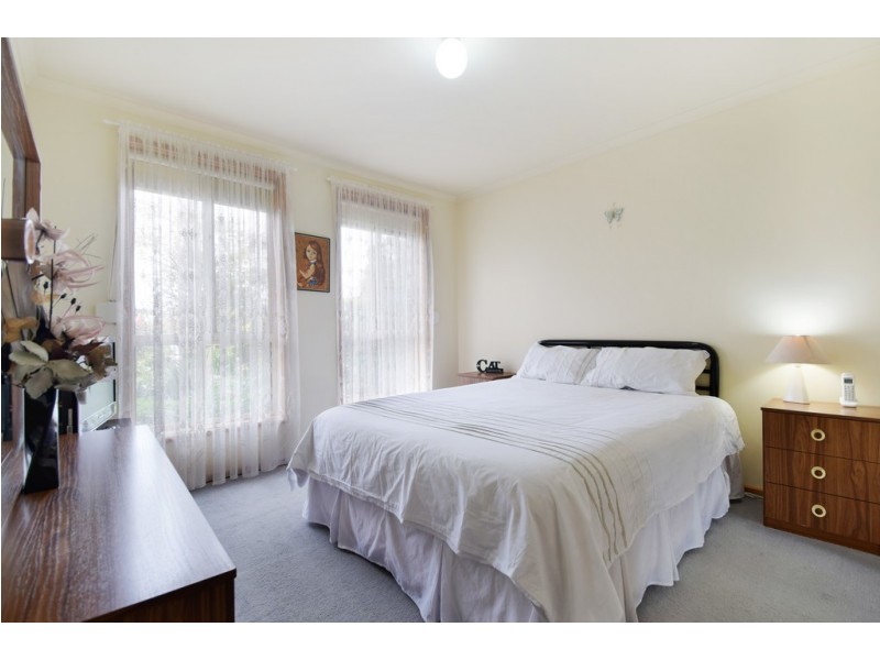 21b Jeanette Crescent, Aberfoyle Park SA 5159