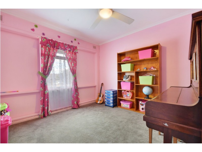 19 Marcian Street, Christie Downs SA 5164