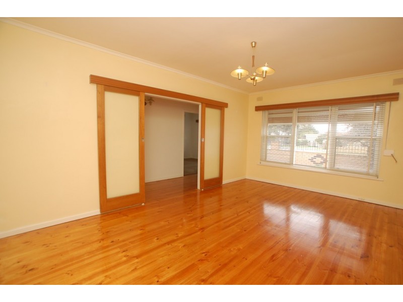 203 Trimmer Parade, Grange SA 5022