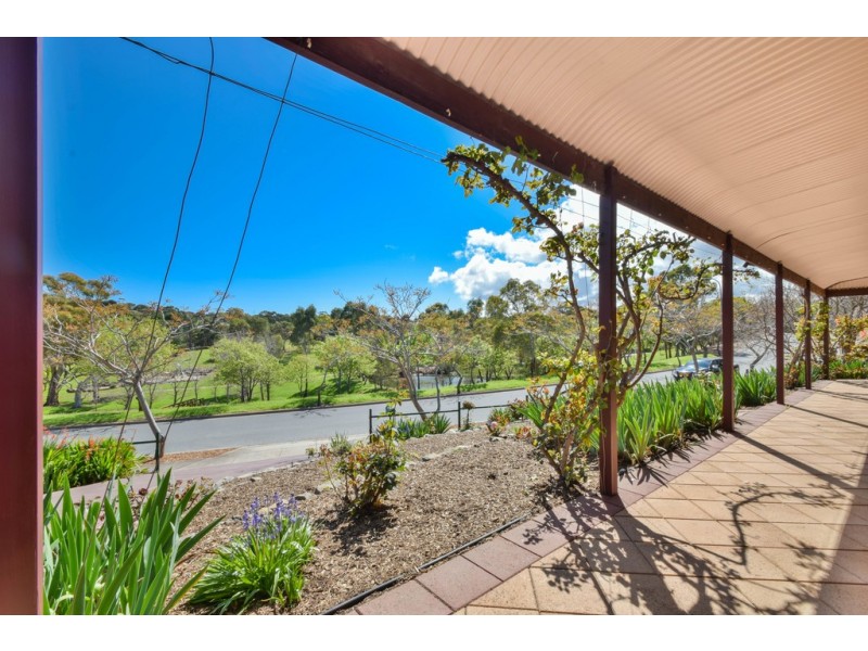 2 Workmaster Avenue, Sheidow Park SA 5158