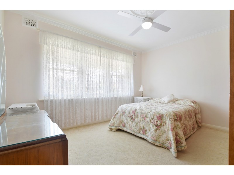 24 Madeline Crescent, Fulham Gardens SA 5024
