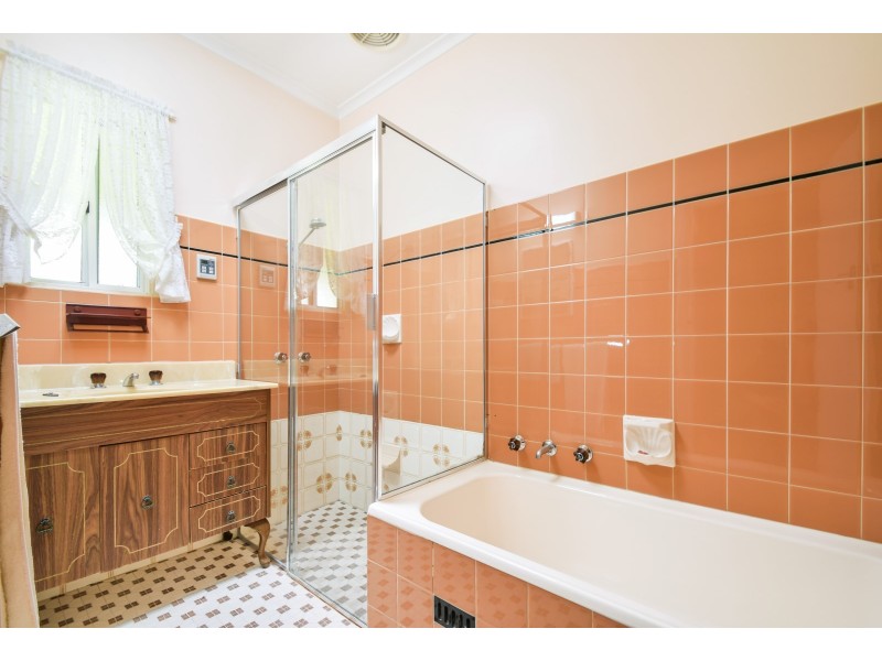 24 Madeline Crescent, Fulham Gardens SA 5024