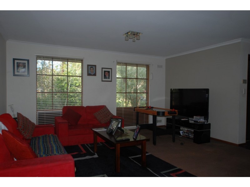 57 Southbound Ave, Aberfoyle Park SA 5159