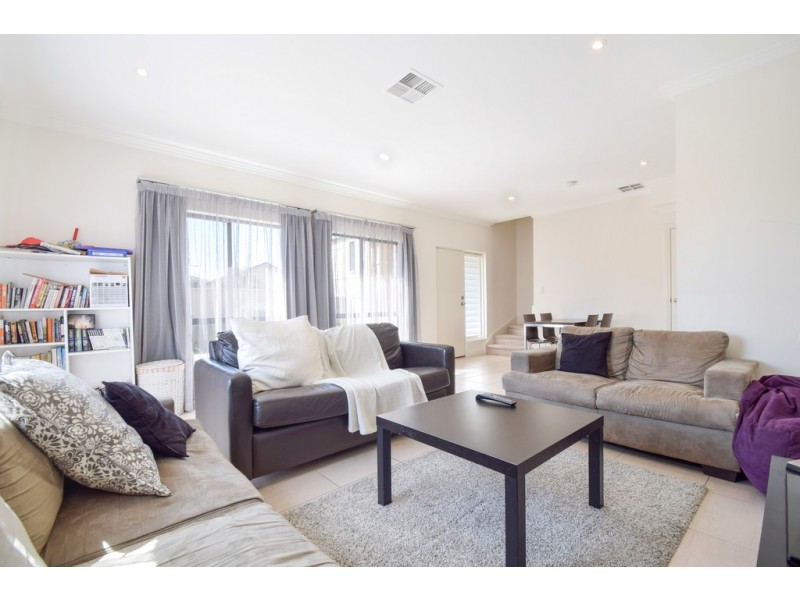 24b David Avenue, Mitchell Park SA 5043