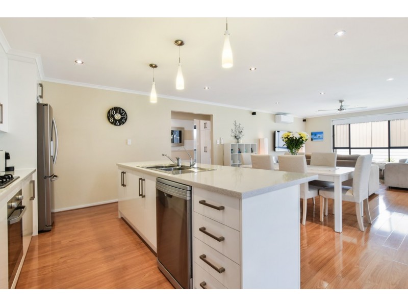 57 Beachport Road, Seaford Rise SA 5169