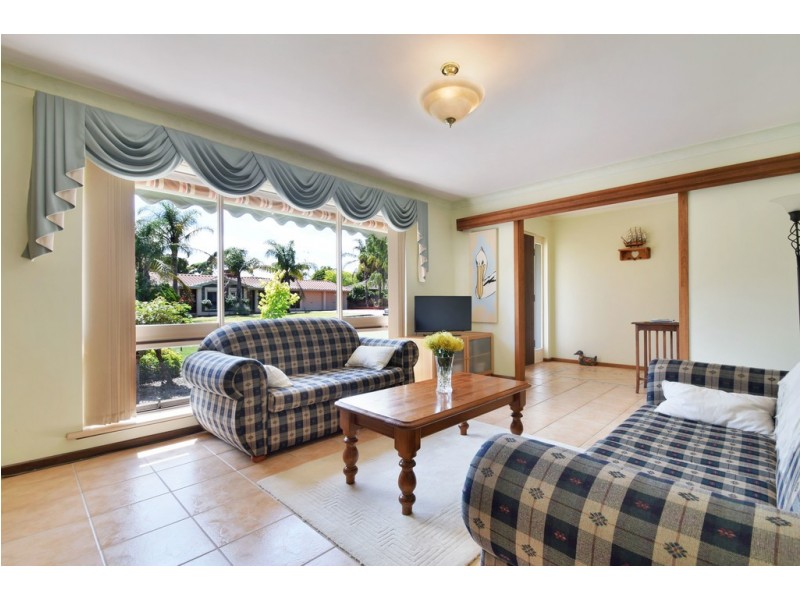 6 Heather Road, Happy Valley SA 5159