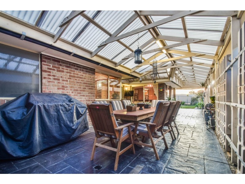 22 Torquay Drive, Seaford Rise SA 5169