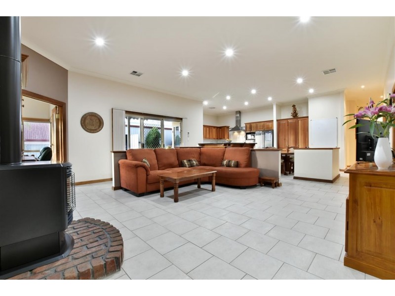 58 Grand Boulevard, Seaford Rise SA 5169