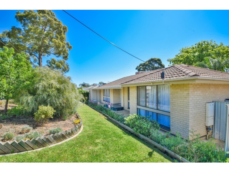 25 Booth Street, Happy Valley SA 5159