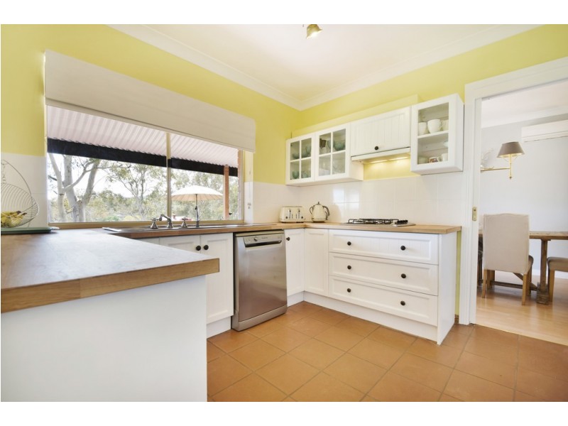 15 Shannon Crescent, Coromandel Valley SA 5051