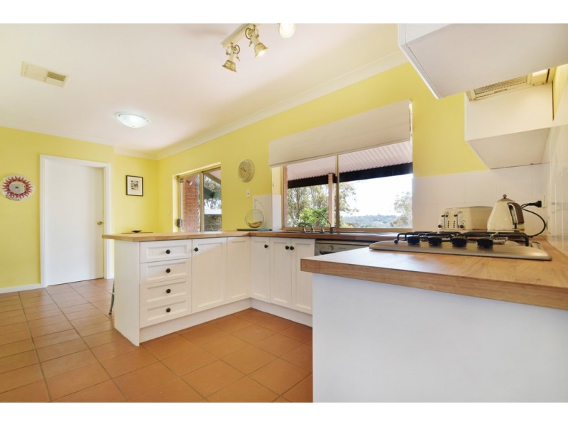 15 Shannon Crescent, Coromandel Valley SA 5051