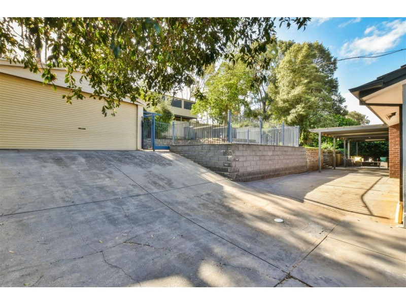 73 Heysen Drive, Sheidow Park SA 5158