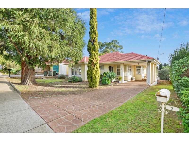 5 Padget Place, Morphett Vale SA 5162